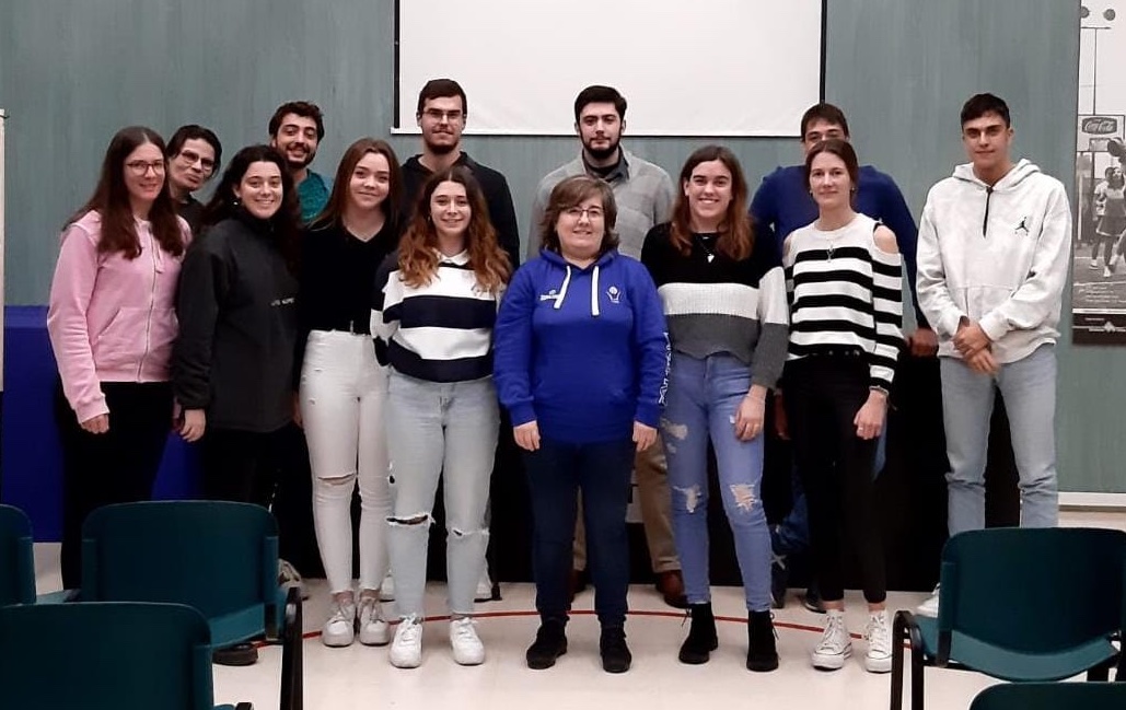 RTGirona's tweet photo. 🏀📢Realitzat el primer seminari de cronometrador/a i 24" a l'@RTGirona https://t.co/SO0DBFnw05