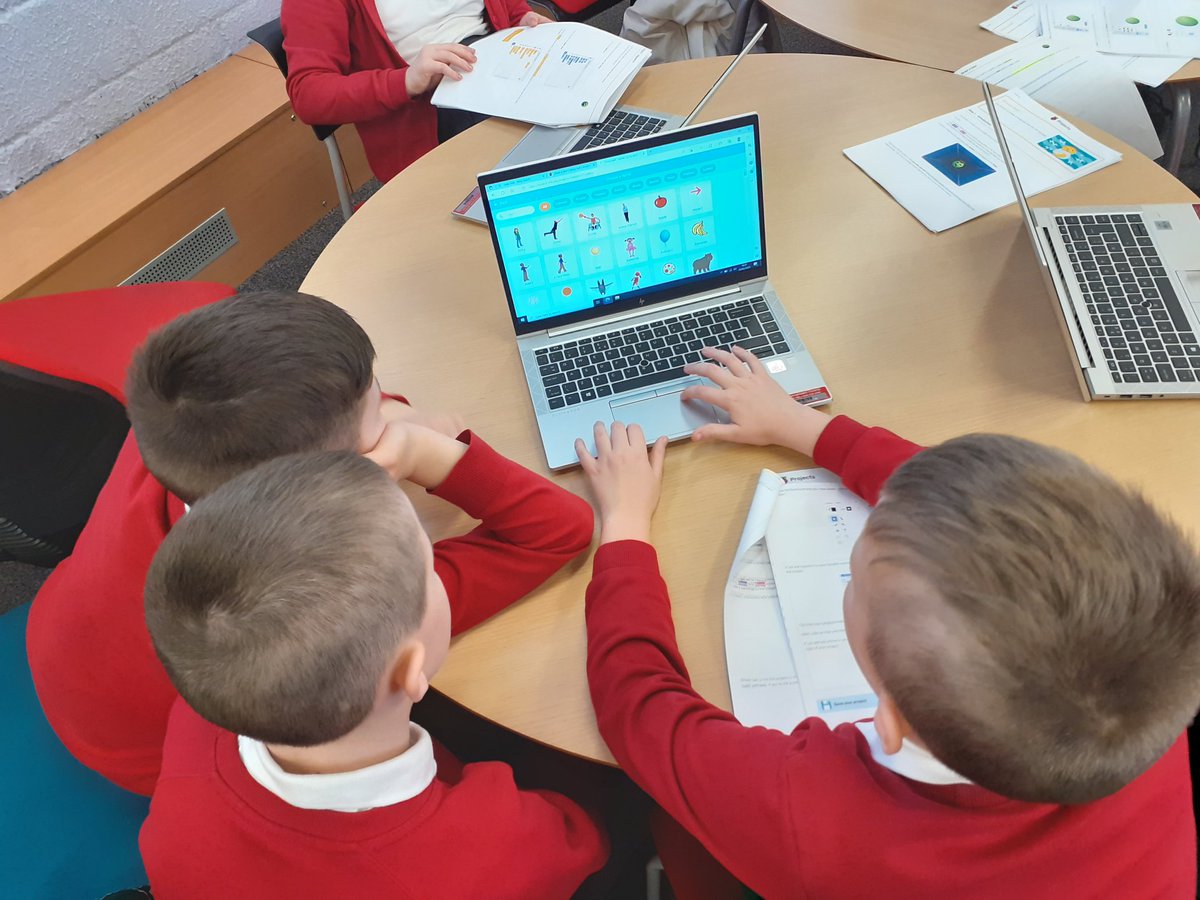 e_tsurtsumia's tweet photo. It was brilliant to see new coders from @Westfield_PS at #CondorratLib today morning 👩‍💻👨‍💻 One project but lot of amazing ideas around it💡 #CodeHere #LogInToLearn @LibrariesNL https://t.co/cWAmv9liiA