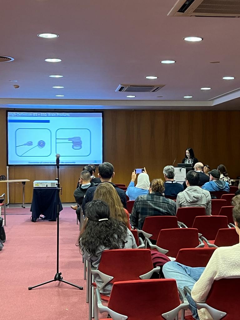 SoterixMedical's tweet photo. Thanks again to all our workshop attendees at the #Brainstimconf meeting! If you have any lingering questions, you can still come talk to us. We are in Booth #3 #brainstim #neuromodulation #neuroscience #tDCS #HDtDCS #TMS #TPS #TPBM #neuronavigation https://t.co/GcpR8Iiq1B
