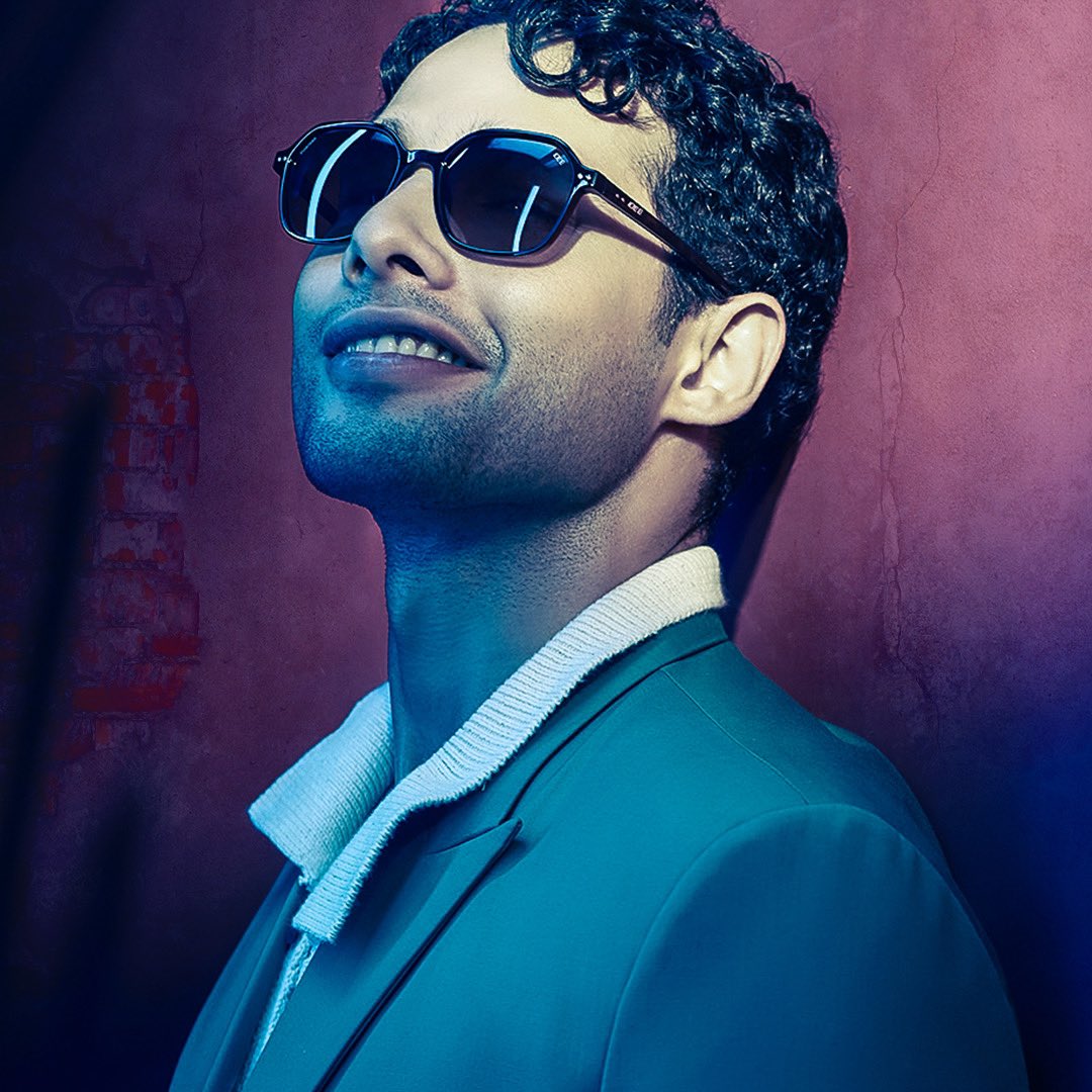 Bring back the old world charm with these hexagonal sunnies.

With #IDEEEyewear you can never go wrong.

#sunglasses #frames #shades #eyewear #IDEEEyewear #Retro