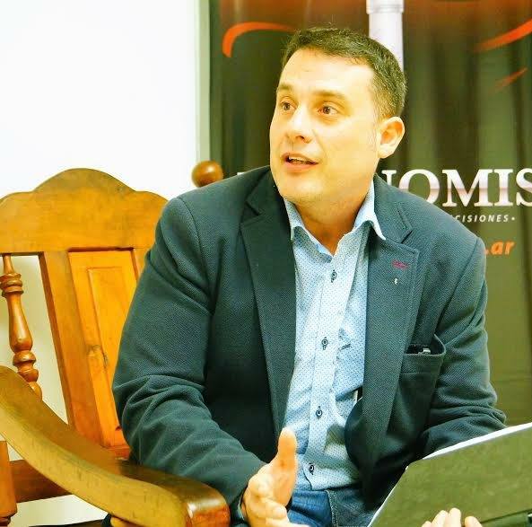 economisiones's tweet photo. #EnFoco El momento justo para las cargas de #Misiones  https://t.co/Xb3g8fGSrt Escribe @canuve https://t.co/8hqqH5BjvF