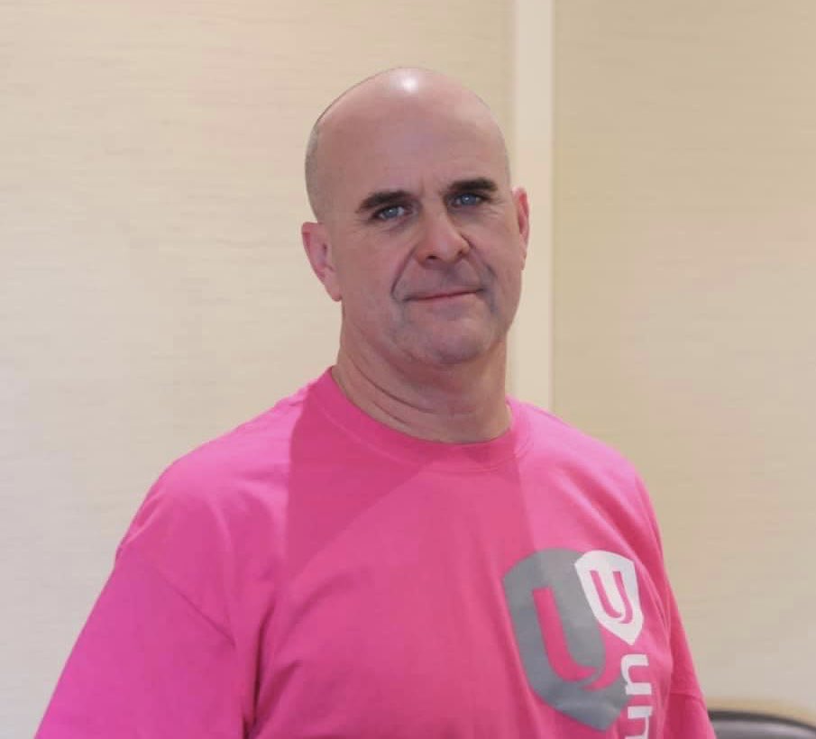 LOCAL444UNIFOR's tweet photo. Strong people don’t put others down….they lift them up!
#pinkshirtday
#antibullying #bekind #pinkshirt #beafriendnotabully #stopbullying #stopbulling https://t.co/dkaly5Ns39