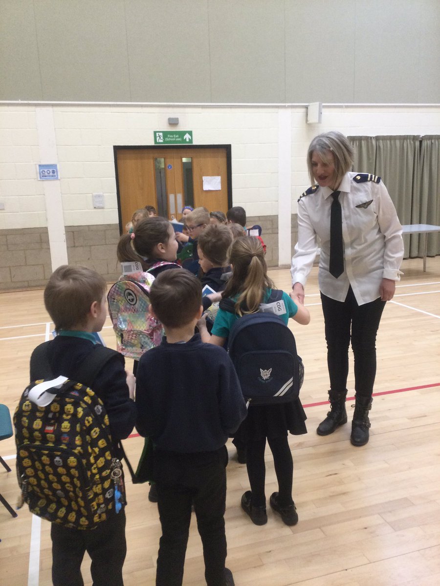 class2foxton's tweet photo. We had a fun ‘airport morning’ making our passports, having our bags x-rayed, listening to the safety instructions and then meeting the pilot. https://t.co/BmV80DxfTj