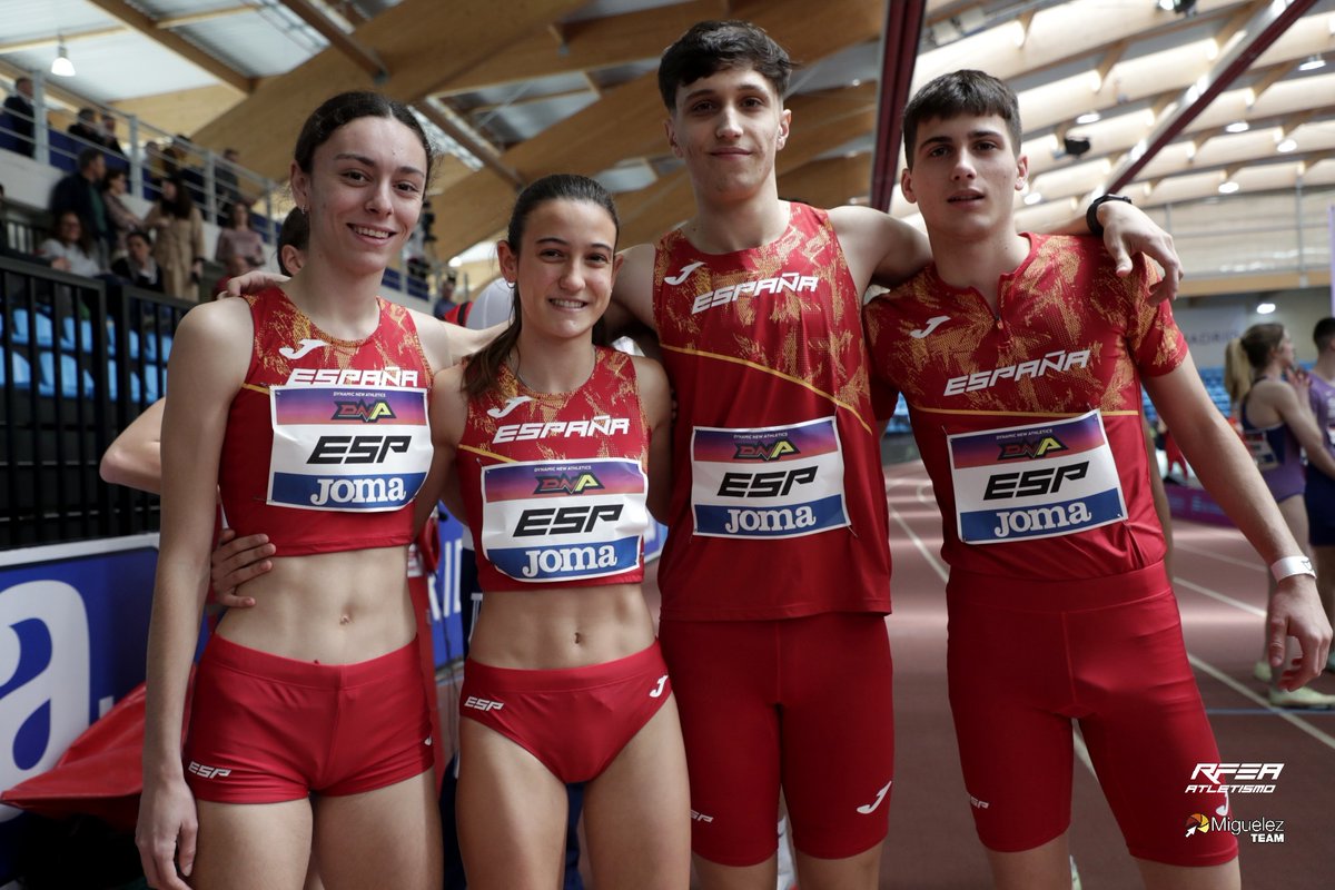 atletismoRFEA's tweet photo. #DNAMadrid 🇬🇧🇮🇪🇪🇸🇵🇹🇫🇷🇨🇿

The Hunt 

3⃣º 🇪🇸 4:53.23 ... Y SUBE AL PODIO 👏👏👏

📺 https://t.co/09GH2hizcy
📊 https://t.co/ZJv8Bvusdu

 #EspañaAtletismo #PasiónPorCompetir #AthleticsWithAttitude https://t.co/W6aLJ4wN38
