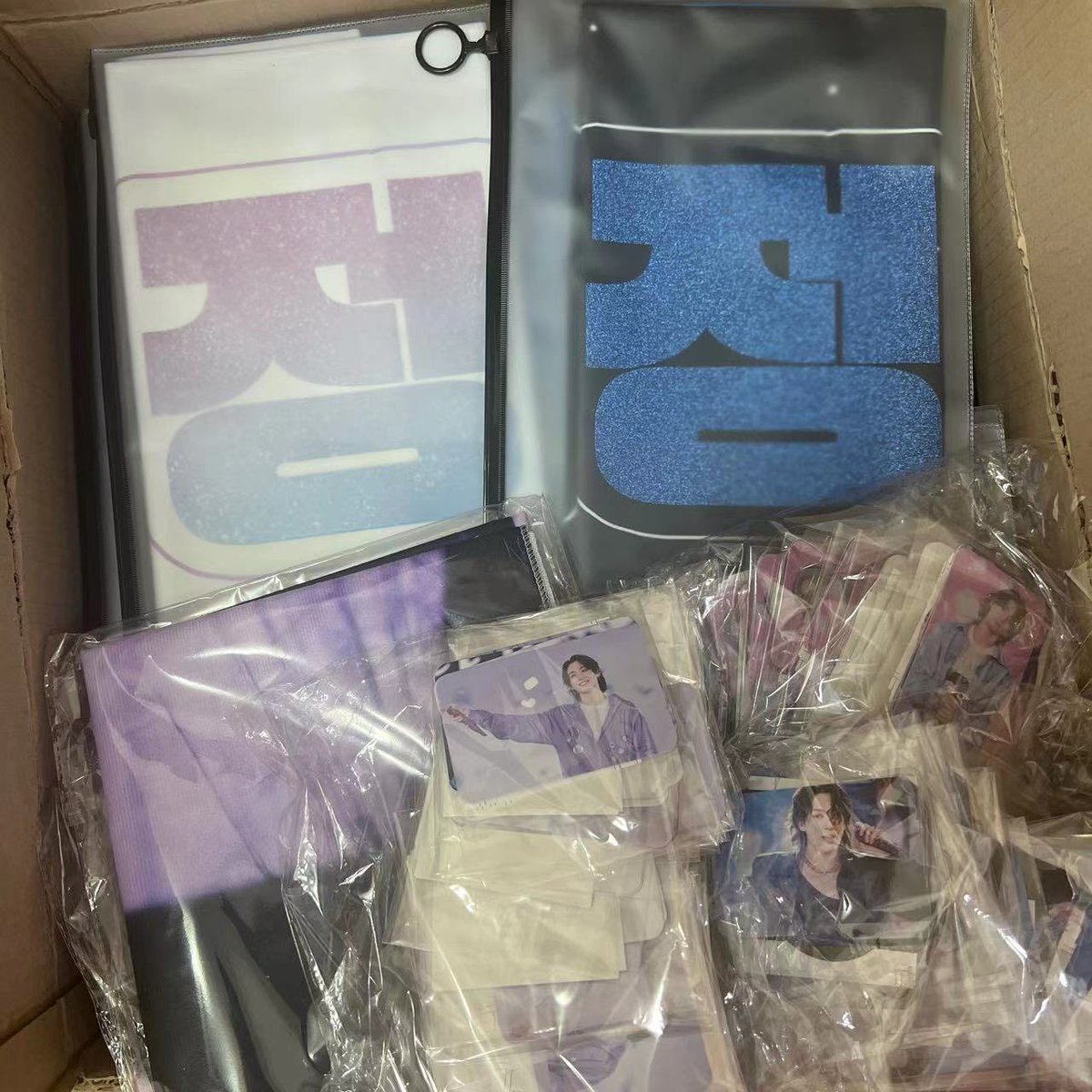 모두 제품을 준비완료되었습니다. 다음 주 월요일전에 보내드리겠습니다.