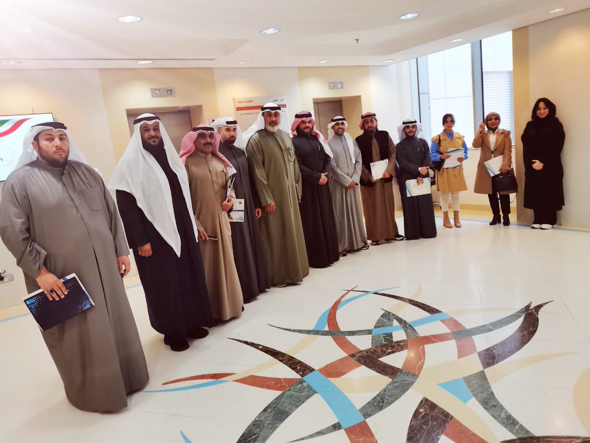 omar_alshrikah's tweet photo. مشاركتي ممثلا عن جمعية المحامين واجتيازنا
( دورة القانون الدولي الانساني )
في اللجنه الوطنيه الدائمه للقانون الدولي الانساني بمعهد الدراسات القضائيه على يد نخبه من القضاة
المستشار د احمد المقلد
المحامي العام رجيب الرجيب
المستشار نواف الشريعان
القاضي حمد السلاحي
القاضي فيصل الحسن https://t.co/OCrRevuvC1