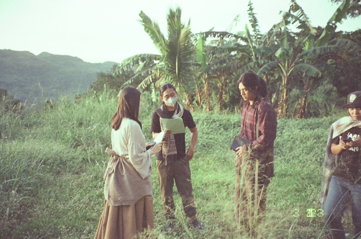 Marahil sa perpektong mundo ay madaling tugunan ang sigaw ng aking puso...

#film #35mm #leica #kodak #vision3500t #MariaClaraAtIbarra #MCIMabuhayKaRizal