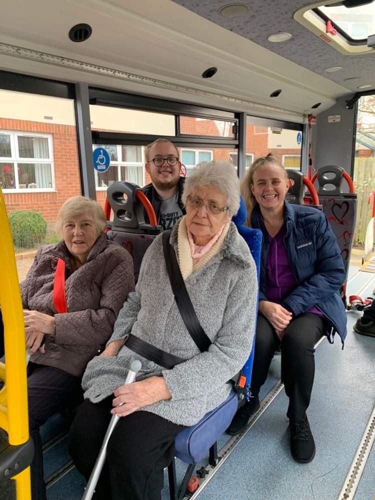 Another fab lunch outing in our local community on Monday, we visited the old moor tavern today together and enjoyed a beautiful dinner together 😊 #barnsley #Foodies