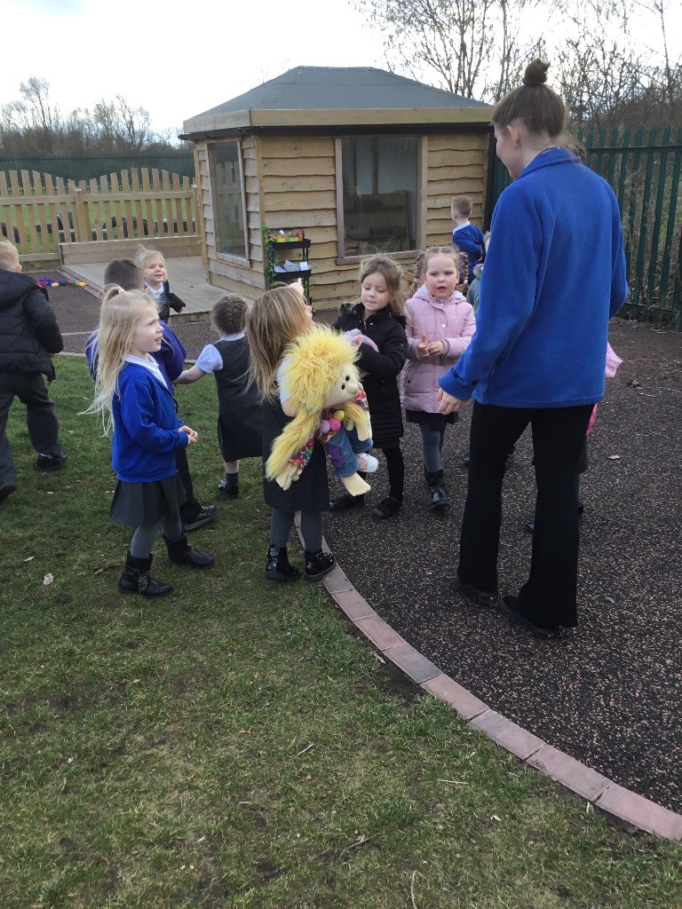 DeltaWillowsAc's tweet photo. Our EYFS children found a letter addressed to 999. It was from Lizzie asking for help because she was lost. The children followed the clues and investigated until they found her hiding in the shed reading a book! #talkforwriting #creativehook #superheroes https://t.co/gZv4UdX45P