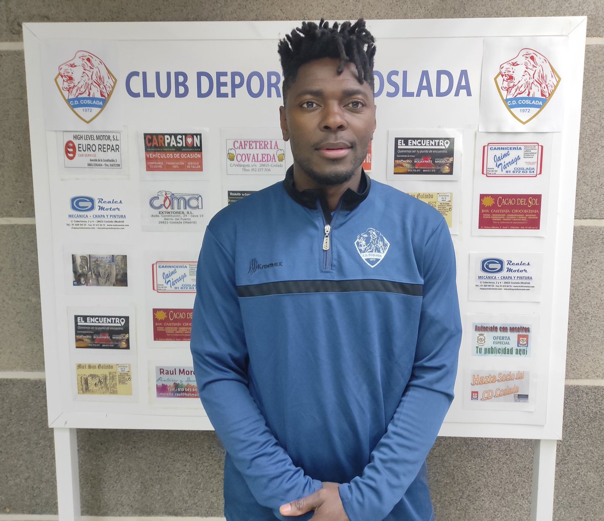 CD_Coslada's tweet photo. COMUNICADO OFICIAL| Eloy Edu Nkene (@EloyEdu) se incorpora a nuestro organigrama deportivo como Coordinador de los equipos de fútbol 1️⃣1️⃣ de nuestro fútbol base.

Como jugador llegó a ser profesional e internacional con @NzalangNacional.

¡Bienvenido ELOY!

#SoyDelCoslada 🦁❤️💪🏻 https://t.co/4vv9z6QXdp