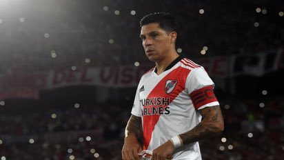 ¡Feliz cumpleaños, capitán!

Captain, leader, boss of the midfield - goalkeeper Happy birthday, Enzo Pérez! 