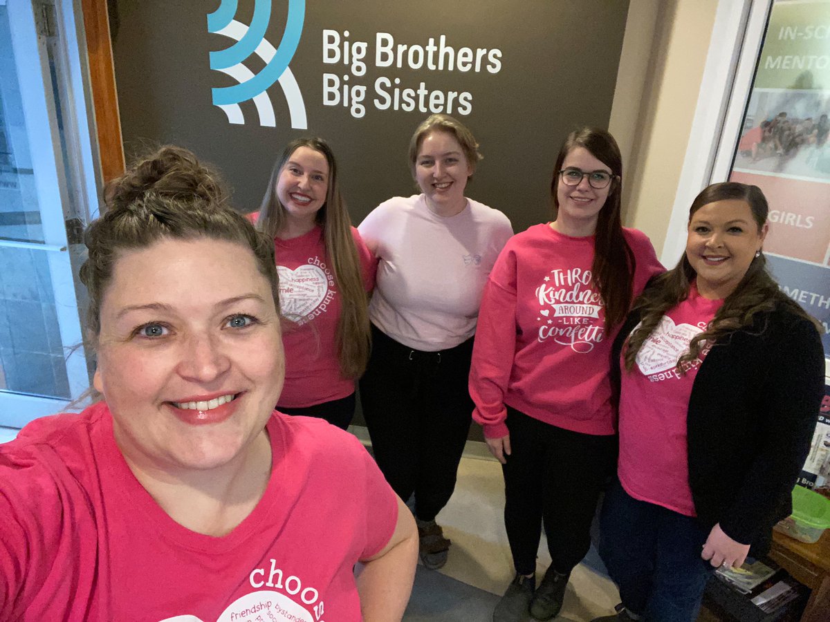BBBSEasternNL's tweet image. Today is #PinkShirtDay Small acts of kindness make a BIG impact. Today and every day, spark kindness. 💗

#sparkkindness #KindnessMatters #bbbsyyt