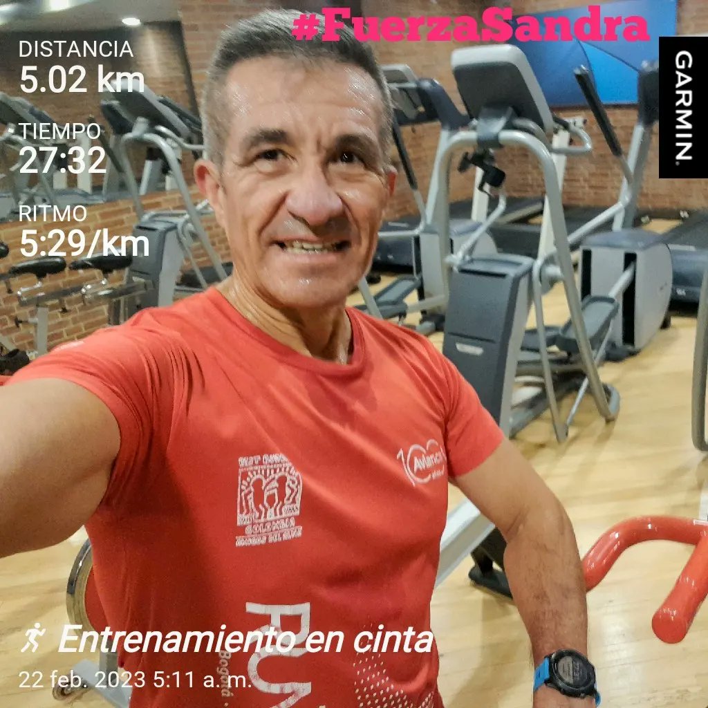 AquiYaSeCorrio's tweet photo. No cuentes los días, haz que los días cuenten - Muhammad Ali

No te detengas a pensar que dirán o hablarán los demás, ese es problema de ellos.
Enfocate  en seguir tu camino  que los resultados hablarán por ti.
#FuerzaSandra 
#AquiYaSeCorrio 
#YoEleguiCorrer 
#Run2killcancer https://t.co/Zc8bwMAf49