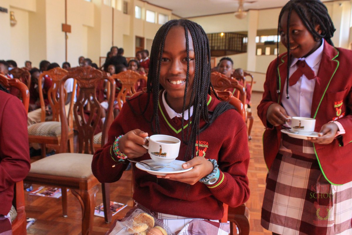 KiotaSchool's tweet photo. Grade 6 trip to the Parliament of Kenya learning about governance and political systems.
They were privileged to have a cup of tea and a talk from @BEATRICEELACHI Mp Dagoretti North and @KiarieJohn Mp Dagoretti South.
#Kiotalife #Kiotacommunity #10yearsandcounting https://t.co/K3gXQS3qUu