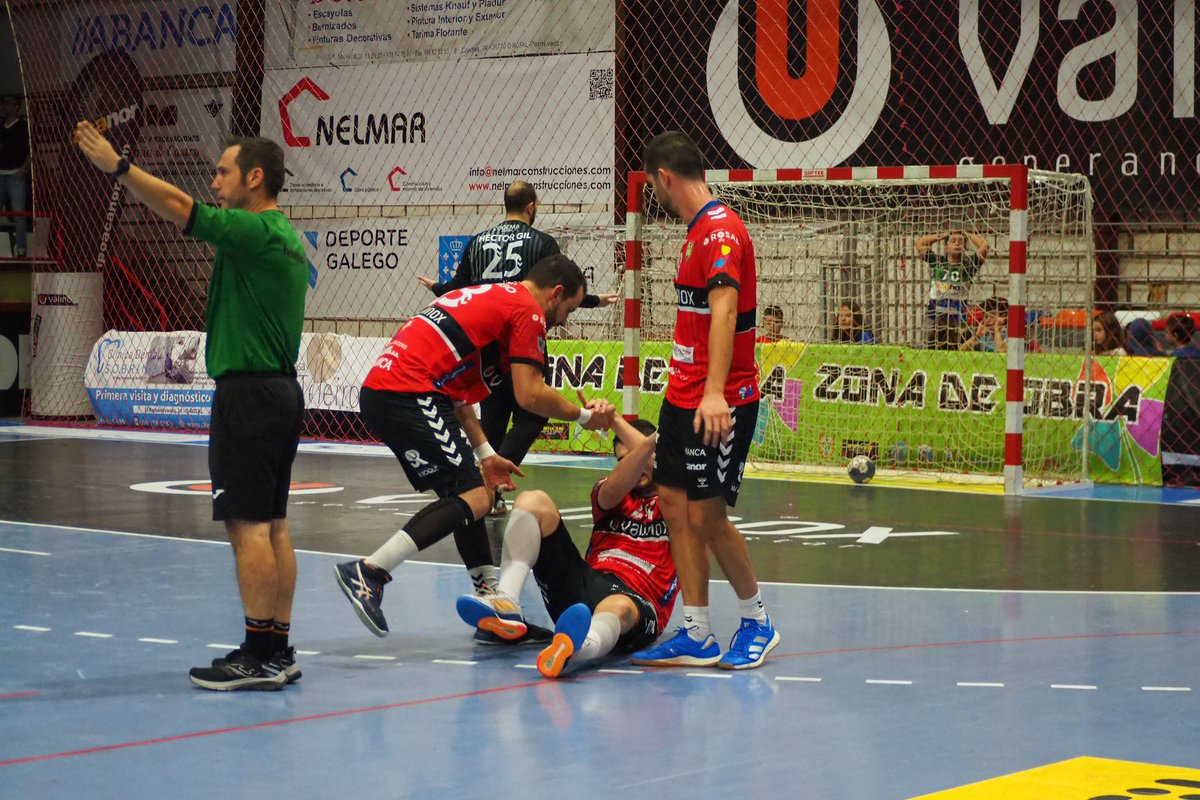 josete8877's tweet photo. PAR-TI-DA-ZO éste sábado a las 19h en #DHPlataMas 👈
@atleticonovas 🆚 @bmalcobendas
El colíder e intratable conjunto de @SamTrives recibirán en 🏡 a los de @javiersuarezal que cuentan con ✔️ sus duelos de 2023,en la penúltima jornada de 1ª FASE "A"
📸 AT Novas/BM Alcobendas https://t.co/FyVAvVwGz0