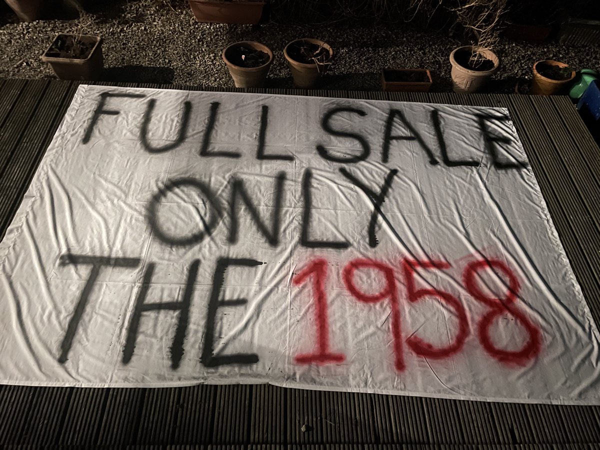 The__1958's tweet photo. Big night at Old Trafford!

We will always support the team &amp; manager

Be loud from all corners of the ground

The message from the fanbase is clear

FULL SALE ONLY! 

Get your flags and banners in for kick off! 

No time for complacency.

The 1958🇾🇪

#GlazerOut
#RaiseOldTrafford https://t.co/uS6zSd3BWn