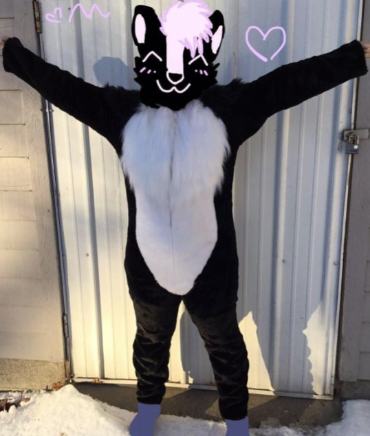 Kyokeru_'s tweet photo. omg omg omg !!! Thank you so much for the support everyone showed during my 24 hour stream! As promised on stream, here's a cute picture of me celebrating all the new subscribers :3! AMU AMU!!! https://t.co/VzhjaWXwtM
