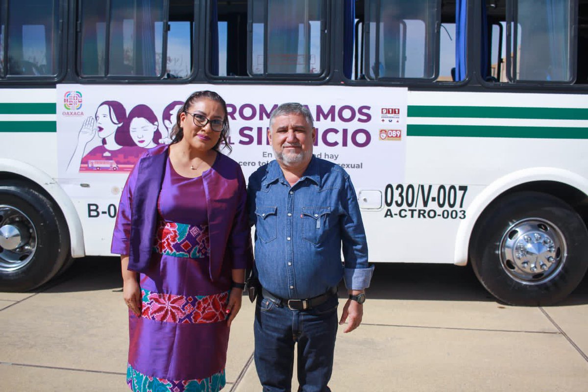 KarinaBaronO's tweet photo. Hoy inicia la puesta en marcha de los Lineamientos para prevenir y atender el #AcosoSexual en el transporte público. 

Un esfuerzo interinstitucional cuyo objetivo es garantizar a las usuarias del #TransportePúblico en Oaxaca un traslado seguro. https://t.co/jNOjFkOzid