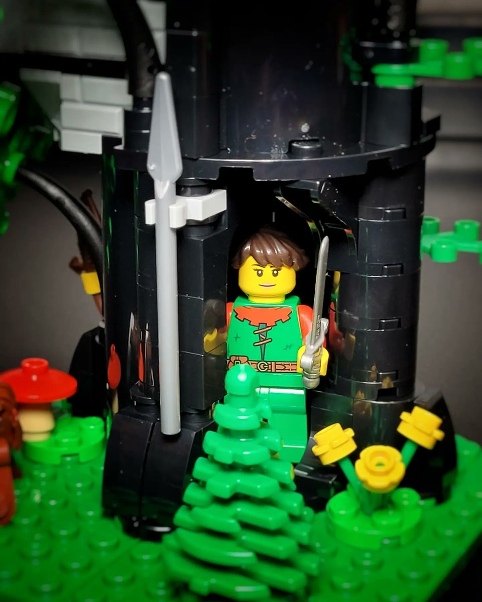 AllenAfol's tweet photo. Forest Hideout GWP!
This just takes me back to my childhood forestmen sets, and is an awesome little build.
Makes me want to start a petition to bring back a full forestmen range!
When do we want it, now...
#foresthideout #gwp #lego #afol #allenafol #legopic #legophotography https://t.co/N44VNjP3a8