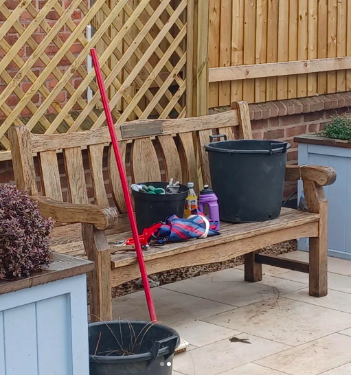 Today HighGround went to <a href="/SSAFA/">SSAFA</a> Norton House with our Neuro group to tidy up the beautiful beds that we helped to plant up last summer. 

<a href="/Catfootgd/">CatfootGardenDesign</a>'s wonderful garden provides a whole host of rehab activities for DMRC patients.

#ssafanortonhouse #horticulturaltherapy