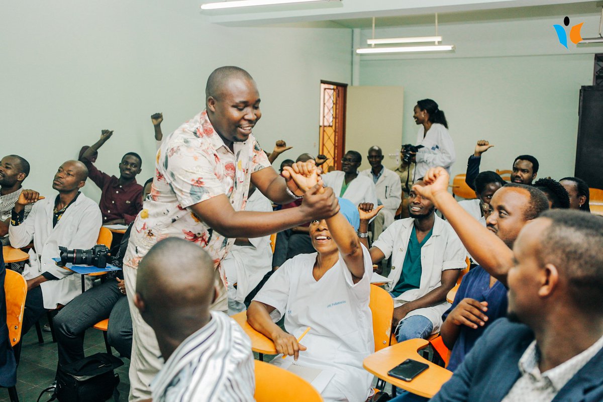 MagazineJimbere's tweet photo. 🧏‍♂️ Lancement ce 22/02/2023, du programme d'enseignement de la langue des signes par l'ONG "Accessibe Vision Sign Language Solutions - #AVLS" au Centre hospitalo-universitaire de #Kamenge (@KamengeCentre) en commune #Ntahangwa (@MairieBuja)

#Burundi https://t.co/ny7HsYsd9j
