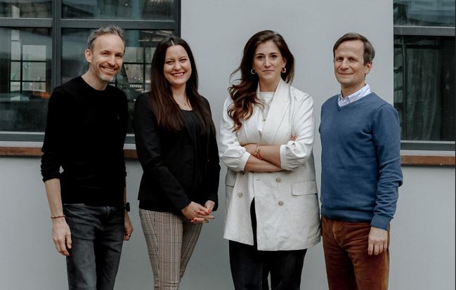 Ich freue mich, zusammen mit der Redaktion und dem Leitungsteam - <a href="/raphaelabirrer/">Raphaela Birrer</a>, <a href="/Kerstin_Kolumna/">Kerstin Hasse</a> und <a href="/hollerazu/">Adrian Zurbriggen</a> - den Tagi weiterentwickeln zu dürfen.