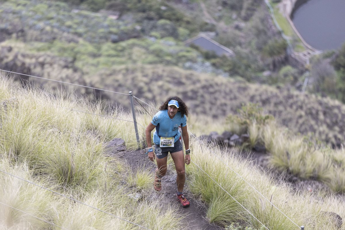 Flipa con las fotos de ‘El Gigante’ 👀 Stunning pics of our #TGCKMVertical! 📷 @carlosdiazrecio #Transgrancanaria #GranCanaria #MuchoPorVivir @GranCanariaDep | @GranCanariaTur | @swe_oficial