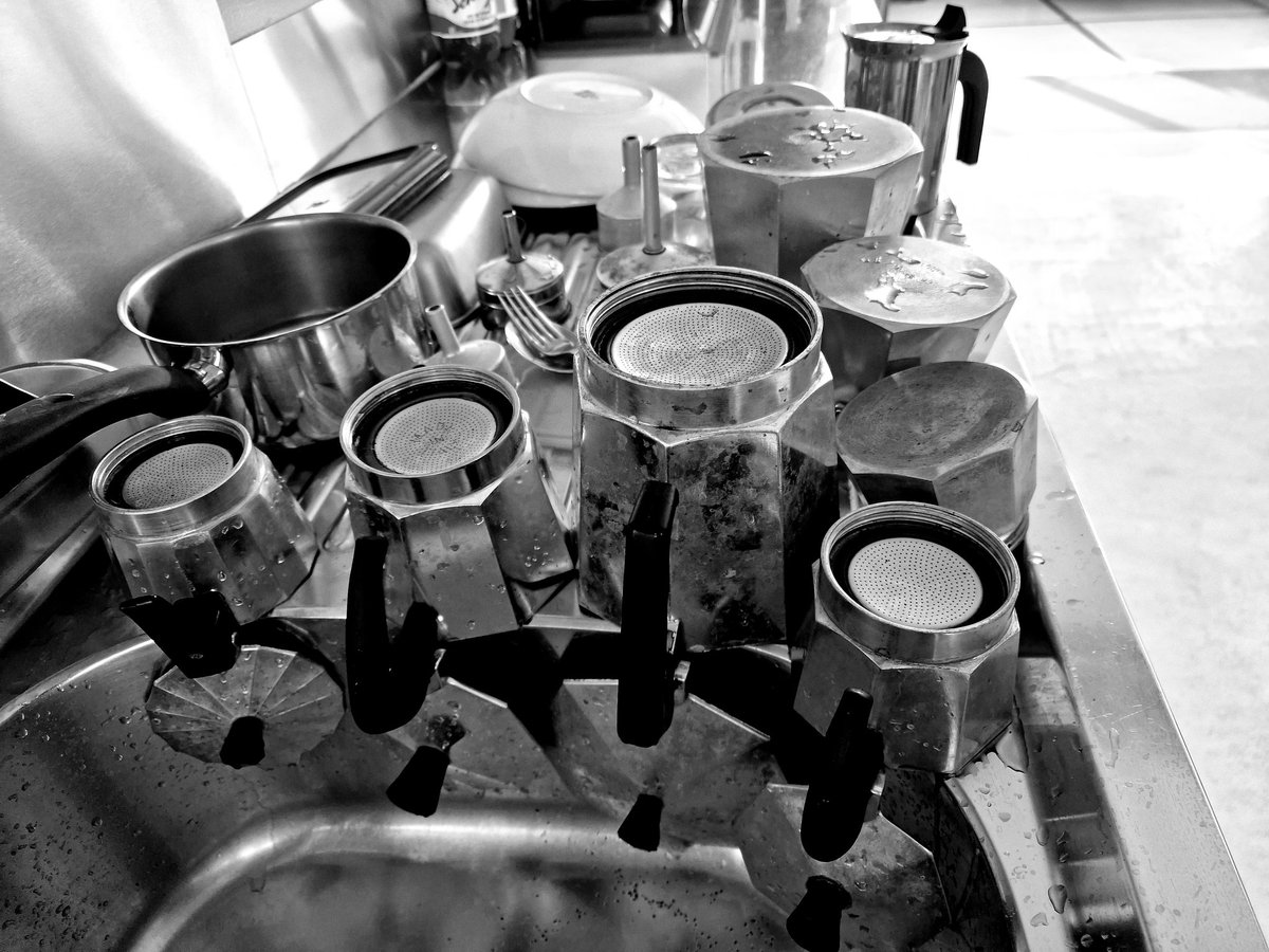 There is beauty to a good coffee and a good coffee stack. 
<a href="/geologyUniBern/">Institute of Geological Sciences, Uni Bern</a> 
#geologists #coffeelovers