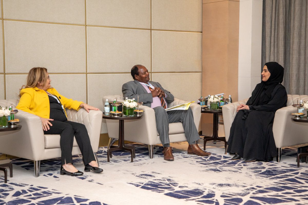 QNAEnglish's tweet photo. National Human Rights Committee Chairperson Discusses Goals of #Climate_Changes, #Human_Rights Conference with Guests. #QNA 
https://t.co/16YnlGbTJH https://t.co/3BjpS1Z8eO