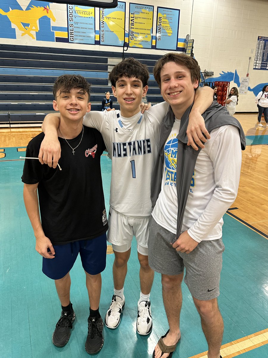 Class of 2026! <a href="/26Mustangs/">memorial mustangs_26</a>