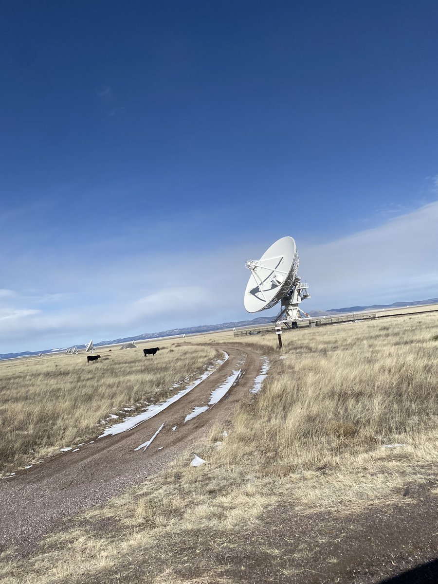 samscibelli's tweet photo. Always a treat to visit the @TheNRAO Very Large Array!! ๐๐ก #hiphiparray! https://t.co/5fZIachTQp