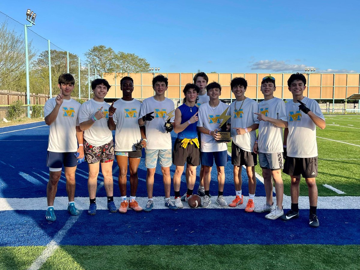 Class of 2026! <a href="/26Mustangs/">memorial mustangs_26</a>