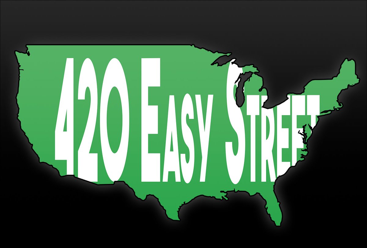 420easystreet's tweet photo. We have fast shipping anywhere in the #USA !!!! #waterpipes #handpipes #freezepipes #ceramicpipes #bongs #gravitron #gravitybong #coffeemugpipe #rollingtrays #fourtwenty #420easystreet https://t.co/7PiclTEMcU https://t.co/b4y0GNaPxt