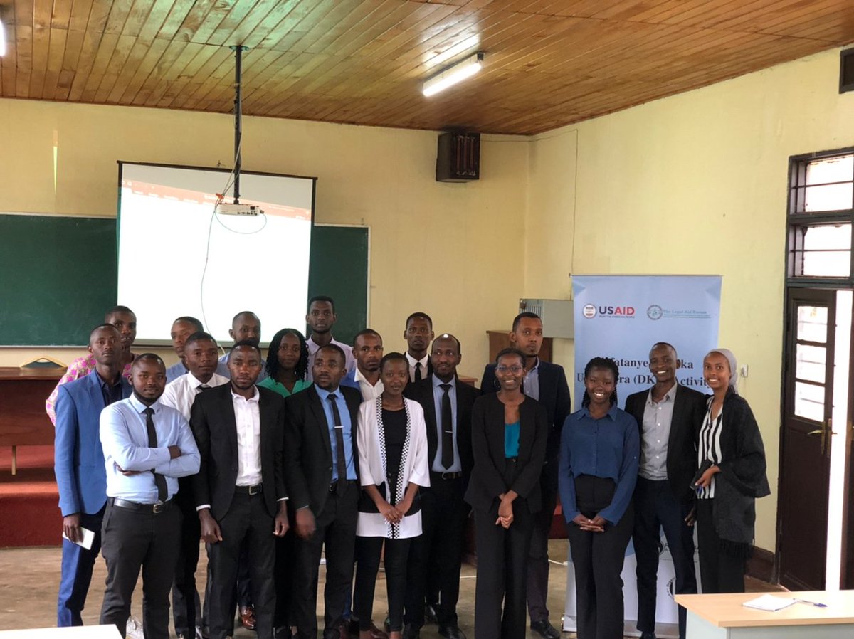 Today 20 of our Members got trained in Mooting by @jbserugo. This was under DKU activity organized by @Rwanda_Bar @LegalAid_Rwanda @lawyersofhope @haguruka_ngo @USAIDRwanda 

Much appreciated....!!!!