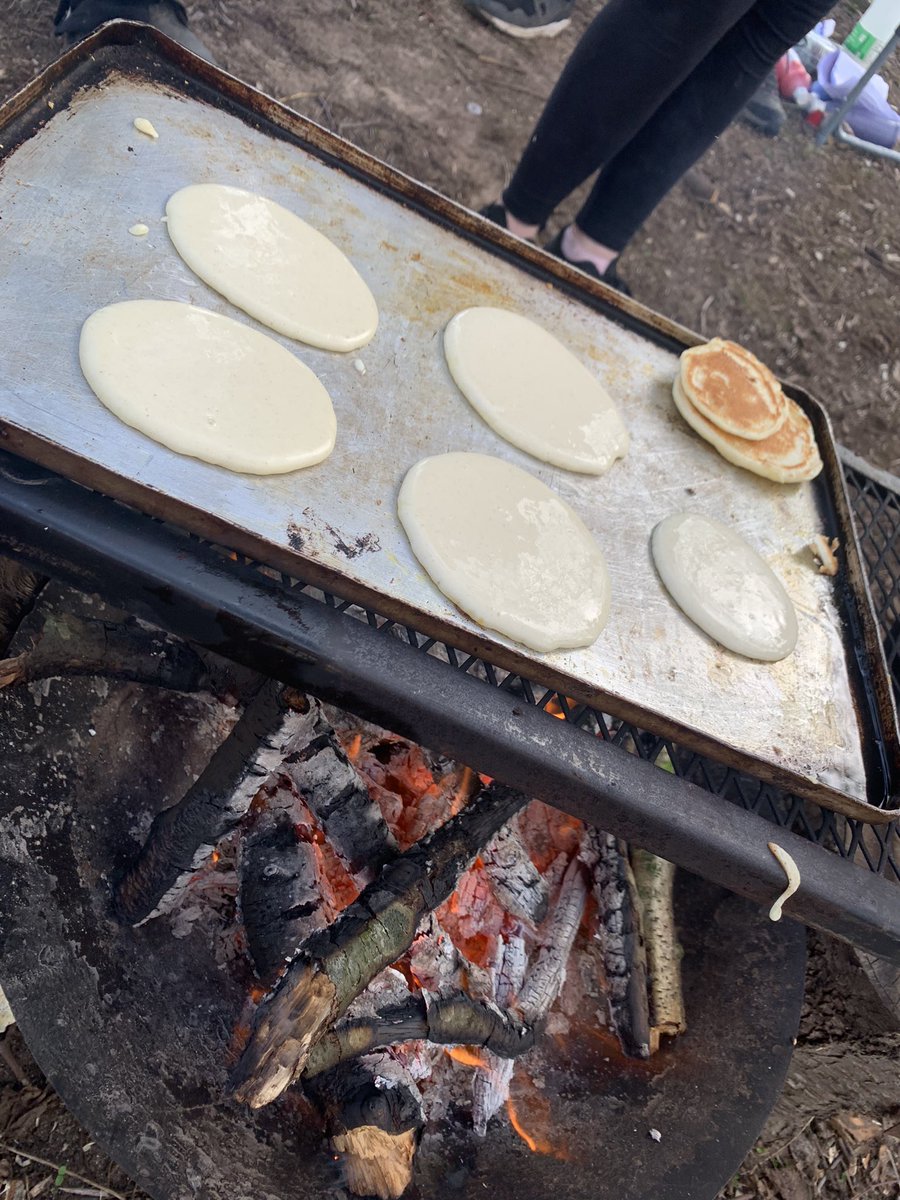 MinibeastAD's tweet photo. I know we are a day late. But what can we do?  @ravenshall 

#pancakedday #pancakes #makingpancakes #bushcraft #minibeastadventures #minibeasts https://t.co/7OJq2QIfbc