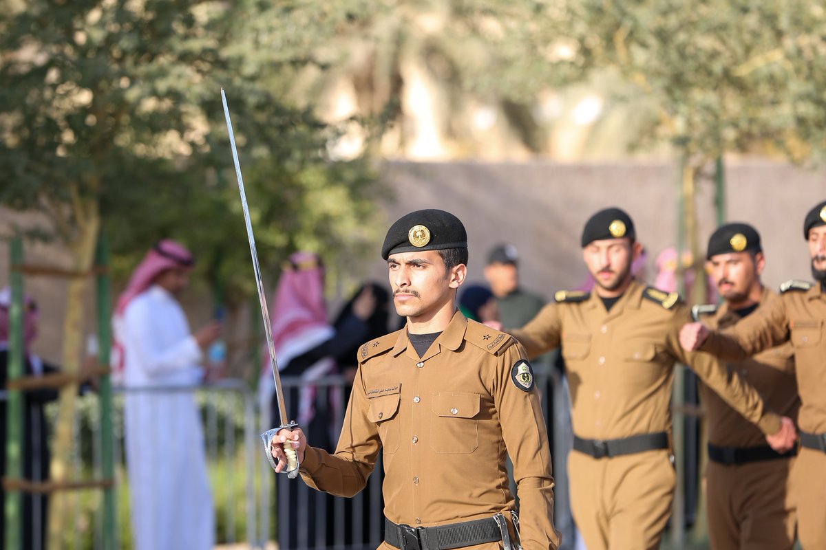 security_gov's tweet photo. مشاركة الأمن العام في المسيرة العسكرية بـ #الدرعية بالتعاون مع  @DGDA_SA ، بمناسبة #يوم_التأسيس 1139هـ / 1727م. https://t.co/KHgHDr7R88