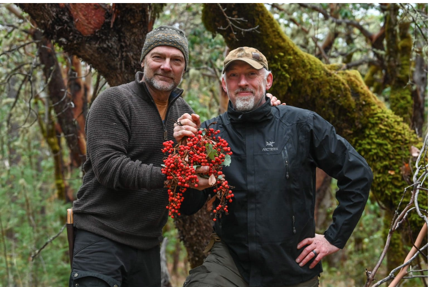 ImagesInSound's tweet image. Congratulations to our clients for their multiple CSA nominations!
Les Stroud's Wild Harvest, Jeff Vanderwal and team for Stolen By Their Father and Miracle in Motor City!  Christle Leonard and Kim Bondi for Rock Solid Builds!
Good luck, everyone!
#CSA #cineflix #wildharvest