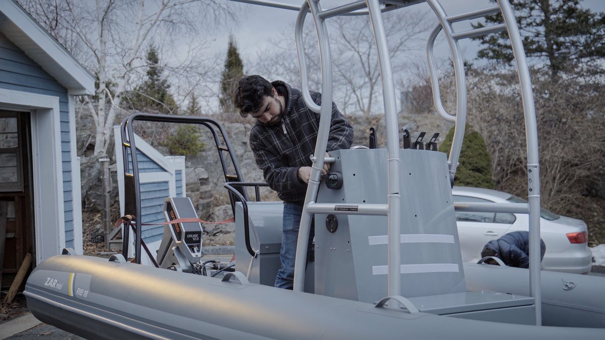 MarineThinking's tweet image. Continuing from last week, here are few more behind-the-scenes pics of our upcoming #Autonomous #RHIB boat. 

Now that we've completed our upgrades to propulsion and steering systems, it's back to HQ for some more tinkering.🛠️ 

#AlmostThere