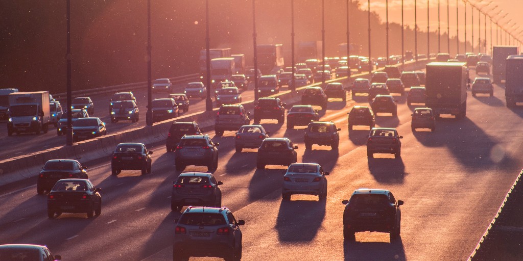 OddyKhamharn's tweet photo. Smart cars continue to grow in popularity as the autonomous car market is expected to produce a revenue of 15.55 billion dollars by the year 2030! Find out more in the report from @yahoofinance: https://t.co/CkPmw1ynDF. https://t.co/6iuw1oMp7K