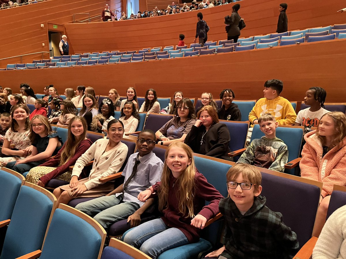 So much fun today with 5th grade at the Kansas City Symphony for Link Up! <a href="/FH_NKCSD/">Fox Hill Elementary</a> <a href="/NKCVocalMusic/">NKC Vocal Music</a>