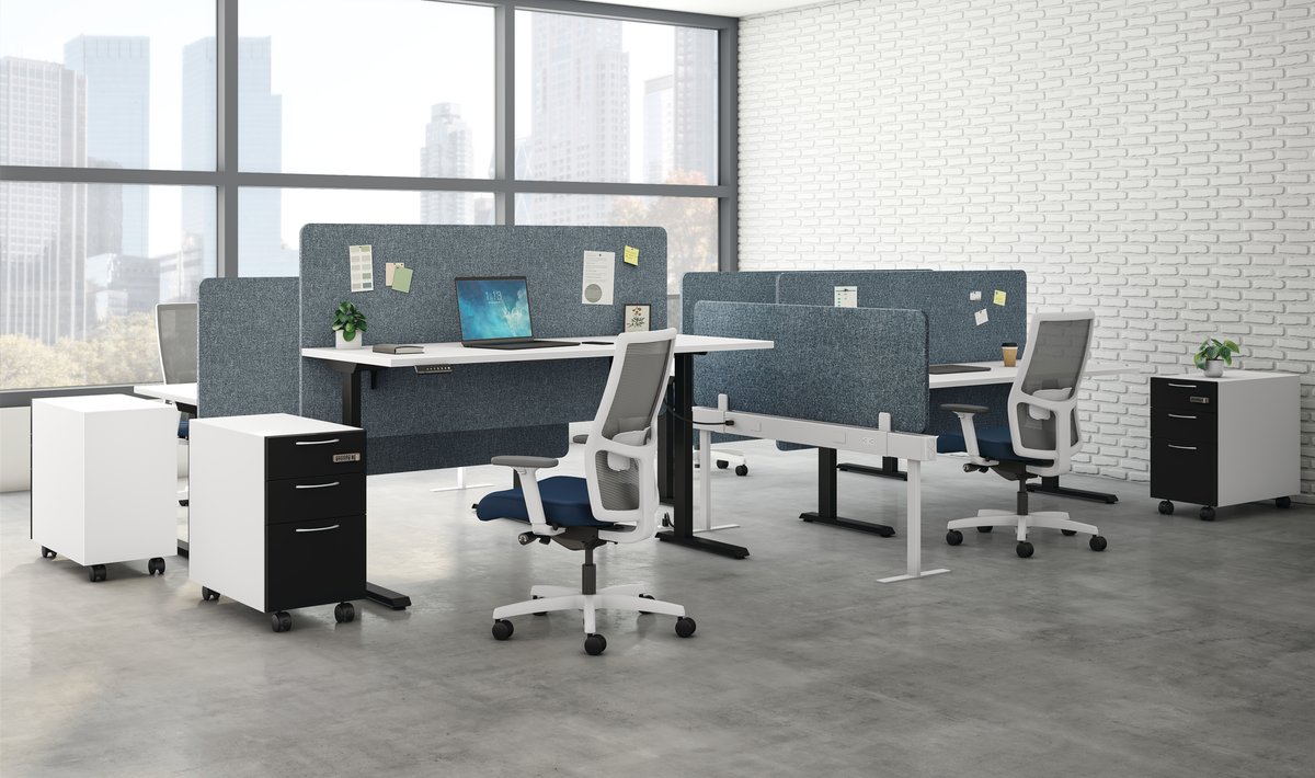honcompany's tweet photo. From efficient Empower benching to flexible Coordinate desking to streamlined Accelerate or Abound workstations, Universal Screens offers both discretion and dynamic design to any busy shared space. Discover more at https://t.co/Ca8ONH0Xvo. #MakeYourSpaceWork https://t.co/1hkjFNFp1a
