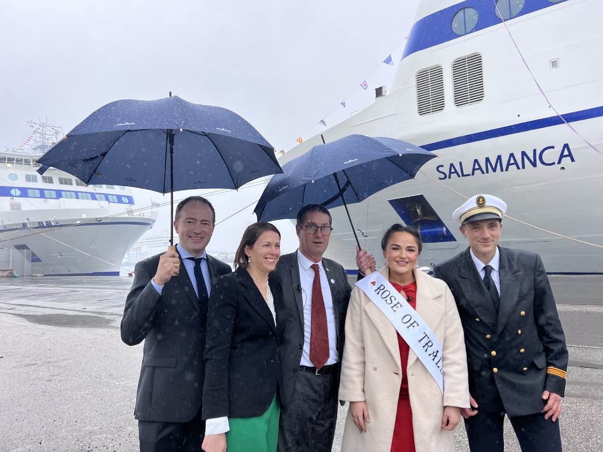 _lemarin's tweet photo. Les deux premiers #ferries de la série #EFlexer de #Brittanyferries #Galicia et #Salamanca ont été baptisés le mercredi 22 février à Cherbourg | #shipping #transport #maritime #passagers #covid #brexit #Irlande #Espagne #transmanche @bferriescorpo >>> https://t.co/ULeK0cQW7l https://t.co/9n35Gv23zA