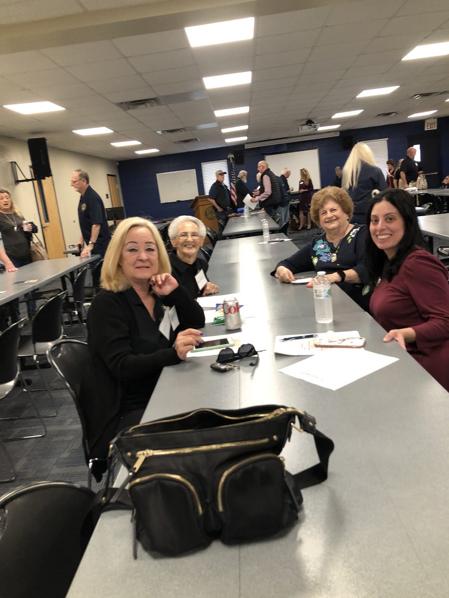 FrancoisBend's tweet photo. Such a great group to fellowship with! We enjoy being a member of S. A. L. T. Seniors and Lawmen Together!
https://t.co/PEY0q2a2JS
 #Francoisbend #seniorliving #assistedliving #SALT https://t.co/83nDmmOvyo