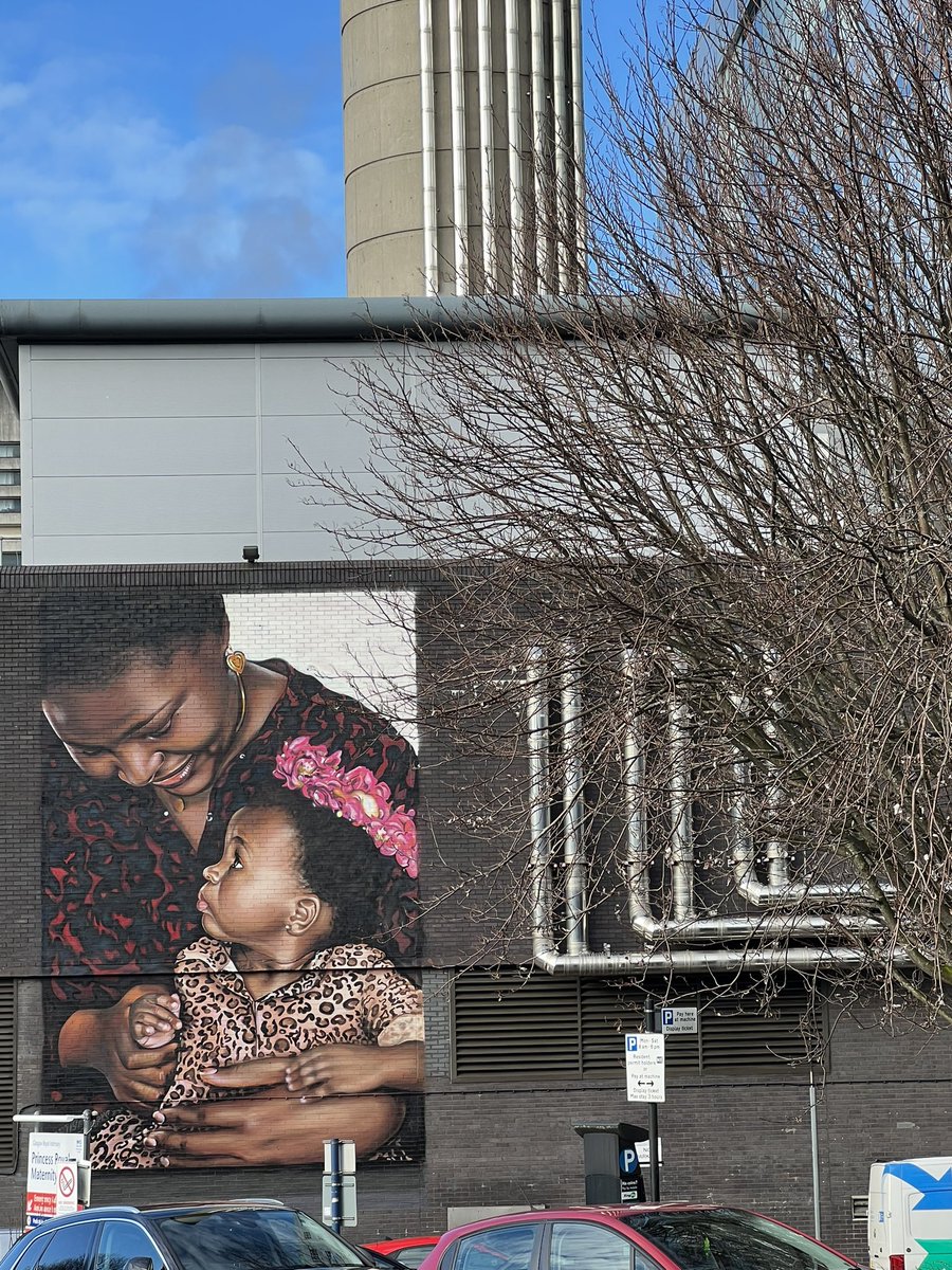 Caught the artist in midstream with this mural at Glasgow Royal Infirmary in October ‘22
Snapped the final image today. #GLASGOW #StreetArt #GlasgowStreetArt