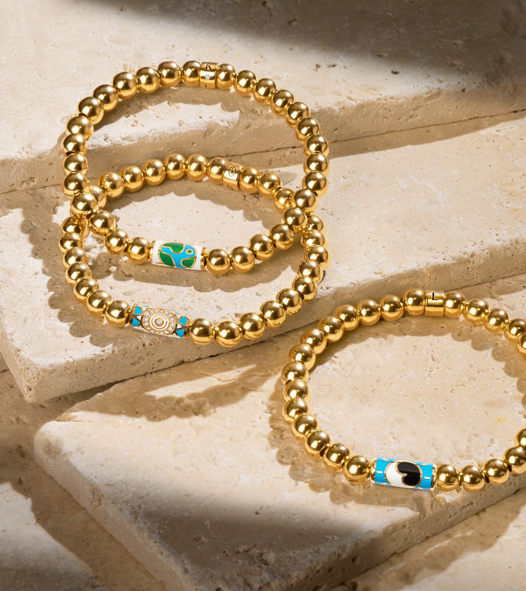 Karmandluck's tweet image. 🔮Designed as classic statement pieces, these #tarot symbols can be worn as necklaces that are sure to spark intrigue as they help you develop your potential for manifesting your desires through your intentions. #NewArrivals #TarotCollection #TarotJewelry