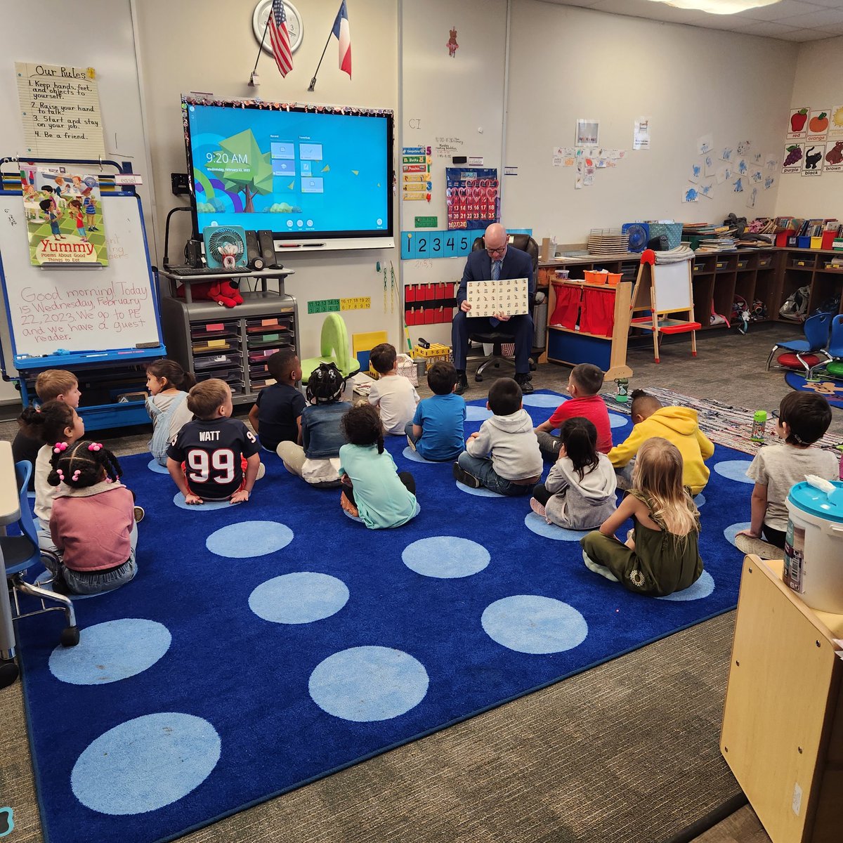 We had a very special guest reader today! What a joy it was that Mr. Moran was able to come read to my PreK class. My kids thought it was so cool that the 'boss of all the schools' visited us. Thank you, Mr. Moran! #JESchat #WISDgreatness #recessisnext