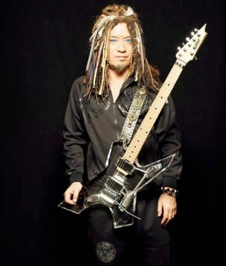 Happy Birthday Akira Takasaki

February 22, 1961

Which is your favorite Loudness track?

 