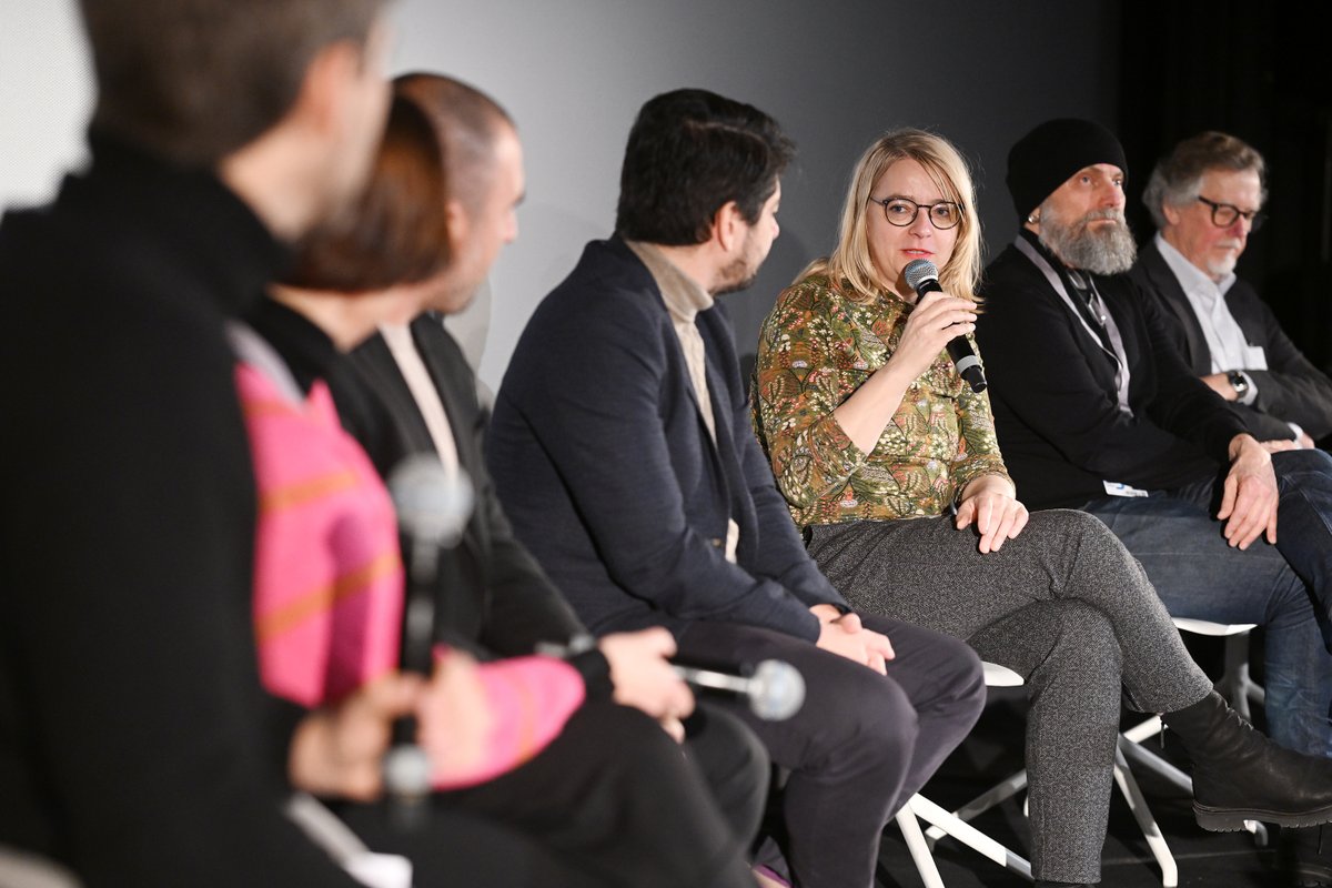 iberseries_pi's tweet photo. Encuentro con sus creadores tras la presentación de #ThisIsNotSweden en @efm_berlinale. Marc Clotet, Marta Baldó #FunicularFilms, Sergi Cameron @FilmsNanouk, Alberto Fdez @rtve, G.Carlsson  @Anagramlund, S.Holtgreve  @ndr, J. Lampela #YLE
@AVfromspain #IberseriesyPlatinoIndustria https://t.co/fEuSmrZ5rE