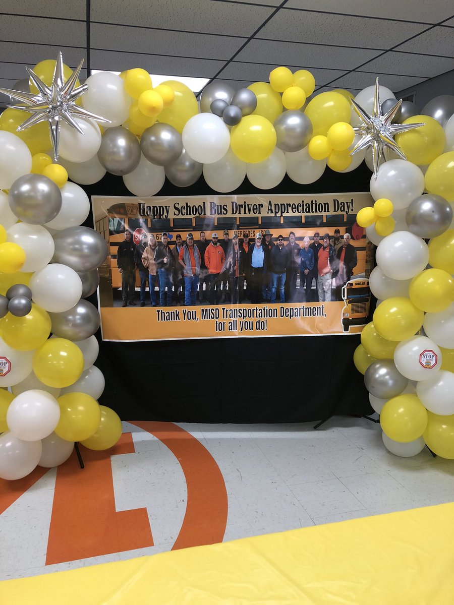 MISD_Trans_Dept's tweet photo. Happy National School Bus Driver Appreciation Day!! Thank you for everything you do! It takes heart to be a bus driver! #BusDriverPride https://t.co/dopCvWDjhw