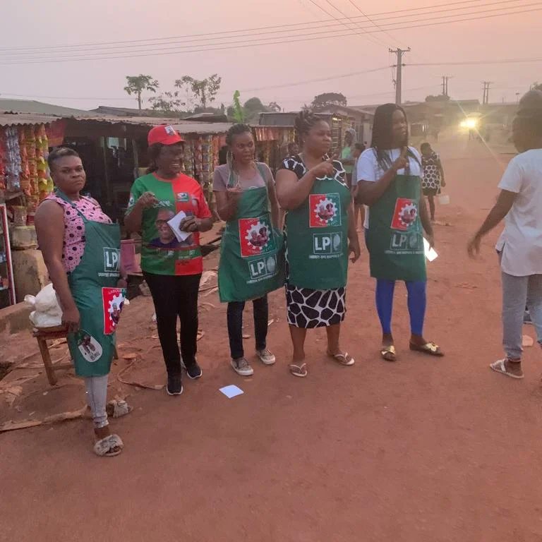wpo2023's tweet photo. Open Market Sensitization yesterday 21st February 2023 evening at Abakpa Nike market, Abakpa, Enugu East. Women for Peter Obi, Enugu Chapter.

#VoteLP #VoteRight #VoteWisely https://t.co/XGPvGMZpJ6